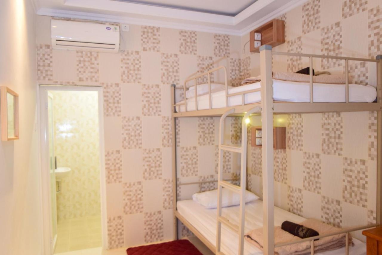 יוגיאקרטה The Cabin Purwokinanti Hotel מראה חיצוני תמונה